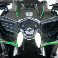 Kawasaki Ninja H2 (2019): Test nejrychlejší silniční motorky na světě.