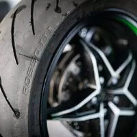 Kawasaki Ninja H2 (2019): Test nejrychlejší silniční motorky na světě.