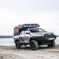 Toyota Hilux Alu-Cab: Když při kempování nestojíte o (lidskou) společnost
