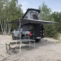Toyota Hilux Alu-Cab: Když při kempování nestojíte o (lidskou) společnost