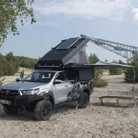 Toyota Hilux Alu-Cab: Když při kempování nestojíte o (lidskou) společnost