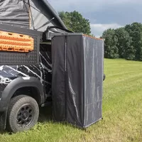 Toyota Hilux Alu-Cab: Když při kempování nestojíte o (lidskou) společnost