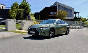 Recenze & testy: Lexus ES300h: Nyní již vím, na co šetřím