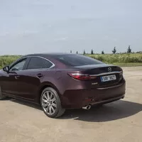 Mazda 6 2.5 Skyactiv-G 20th Anniversary: Charakterní youngtimer, který koupíte nový