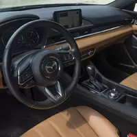 Mazda 6 2.5 Skyactiv-G 20th Anniversary: Charakterní youngtimer, který koupíte nový