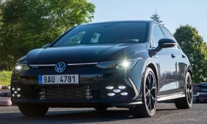 Volkswagen Golf GTD: Tenhle Golf chce umět snad úplně všechno