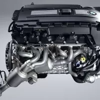 Bajka o černém autíčku, kudrnáčovi a klikání... Bmw e60
