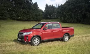 SsangYong Musso Grand 2.2 e-XDI Style: Cenová bomba s minimem vad na kráse