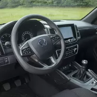 SsangYong Musso Grand 2.2 e-XDI Style: Cenová bomba s minimem vad na kráse