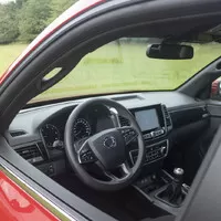 SsangYong Musso Grand 2.2 e-XDI Style: Cenová bomba s minimem vad na kráse
