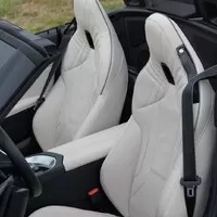 BMW Z4 sDrive20i: Jak si zařídit léto po celý rok