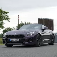 BMW Z4 sDrive20i: Jak si zařídit léto po celý rok