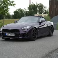 BMW Z4 sDrive20i: Jak si zařídit léto po celý rok