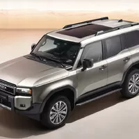 Autíčkářův týden: Offroadová legenda v novém, ostřejší japonský sporťák a konec švédských kombíků