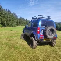 Suzuki Jimny aneb proč to dělat velké, když to může být malé