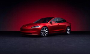 Novinky: Tesla Model 3 má po prvním velkém faceliftu. Je na co se těšit?
