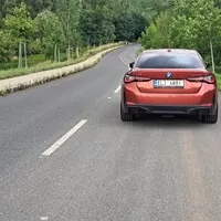 BMW i4: Normální BMW, akorát na baterky