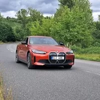BMW i4: Normální BMW, akorát na baterky