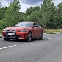 BMW i4: Normální BMW, akorát na baterky