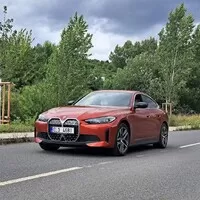BMW i4: Normální BMW, akorát na baterky