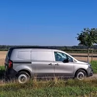 Renault Kangoo 1,5DCi Long: Se stojanem na žebřík vstříc práci