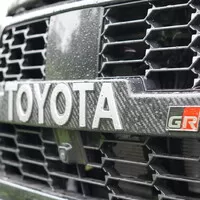 Toyota Hilux GR Sport: Na práci i zábavu