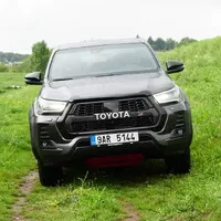 Toyota Hilux GR Sport: Na práci i zábavu