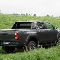 Toyota Hilux GR Sport: Na práci i zábavu