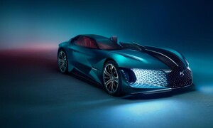 Autíčkář futurista: DS X E-Tense: Budoucnost je prý asymetrická
