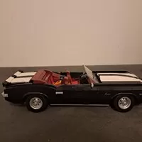 Chevrolet Camaro nebo Ford Mustang? Plastovražedný souboj