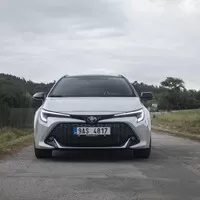 Toyota Corolla 2.0 GR Sport: Zas o kousek lepší