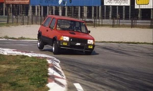Historie: Innocenti Mini De Tomaso: Loupež po italsku