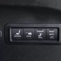 Chrysler Pacifica: Útulný obývák s praskajícím krbem a V6 pod kapotou