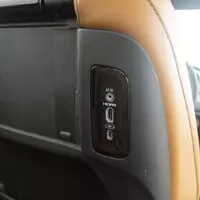 Chrysler Pacifica: Útulný obývák s praskajícím krbem a V6 pod kapotou