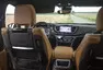 Chrysler Pacifica: Útulný obývák s praskajícím krbem a V6 pod kapotou