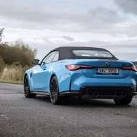 BMW M4 Competition Cabrio: Poručíme větru, dešti