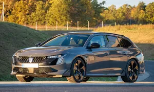 Recenze & testy: Peugeot 508 SW PSE: Nejsilnější, nejdražší a taky nejtajnější Peugeot současnosti