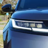 Range Rover Velar Dynamic HSE: Avantgardní moderna