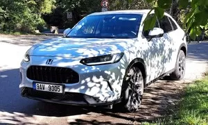 Recenze & testy: Honda ZR-V: Civic na chůdách