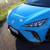 MG4 Elegance: Konečně levný elektromobil pro normální lidi?