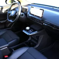 MG4 Elegance: Konečně levný elektromobil pro normální lidi?