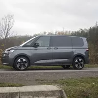 Volkswagen Multivan T7 2.0 TDI: V lecčem jiný, v lecčem lepší