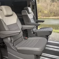 Volkswagen Multivan T7 2.0 TDI: V lecčem jiný, v lecčem lepší