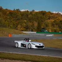 Peugeot 207 Spider aneb poprvé za volantem závodního auta