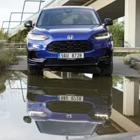 Honda ZR-V e:HEV Sport: Důležité je býti trendy