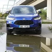 Honda ZR-V e:HEV Sport: Důležité je býti trendy
