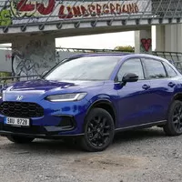 Honda ZR-V e:HEV Sport: Důležité je býti trendy