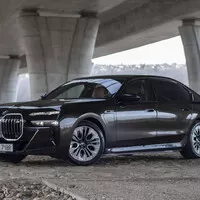 BMW M760e: Můj vůz, můj hrad