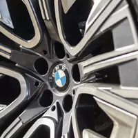 BMW M760e: Můj vůz, můj hrad