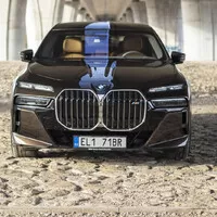 BMW M760e: Můj vůz, můj hrad
